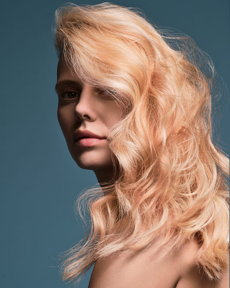 Essential Looks 1:2023 Trend 1 Salon Look
