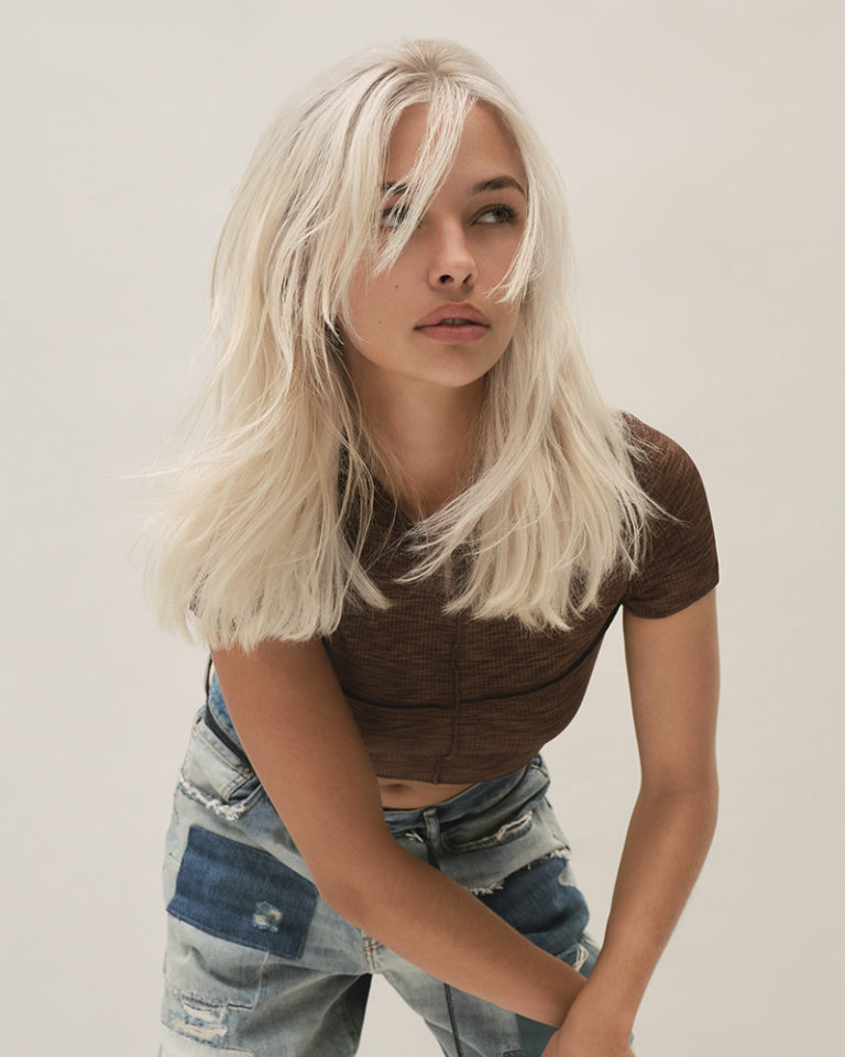 Essential Looks 1:2023 Trend 2 Salon Look